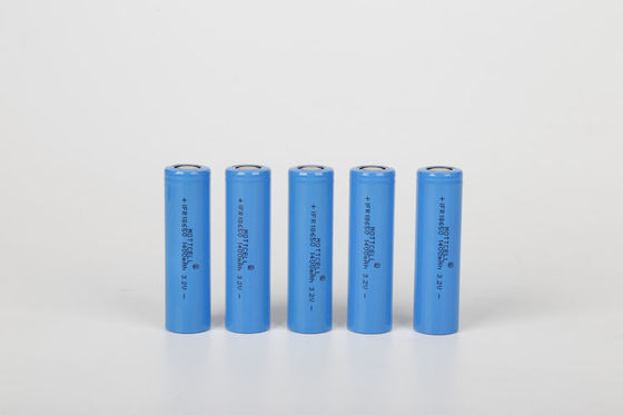 Oplaadbare 3.2V Lifepo4 batterijcel AAA 14500 18500 18650 3.7v Li-ion batterij