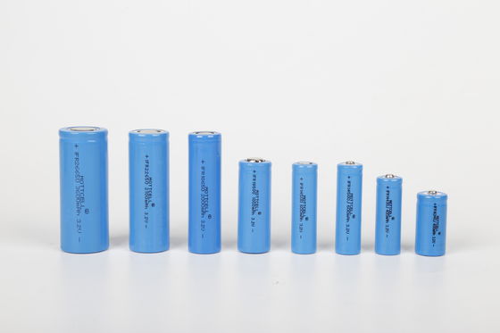 3.2V 3.7V LITHIUM-IJZEN-BATTERIE ZONNERGIE 18650 14500 LIFEPO4 CYLINDRICHE accucel