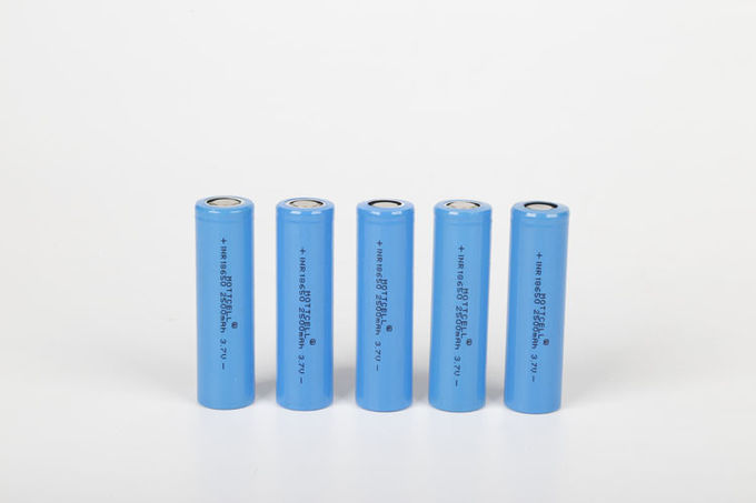 3.2V 18650 LITHIUM-IJZEN BATTERIE LIFEPO4 CYLINDRICHE BATTERIE CELL Zonne-energie 2