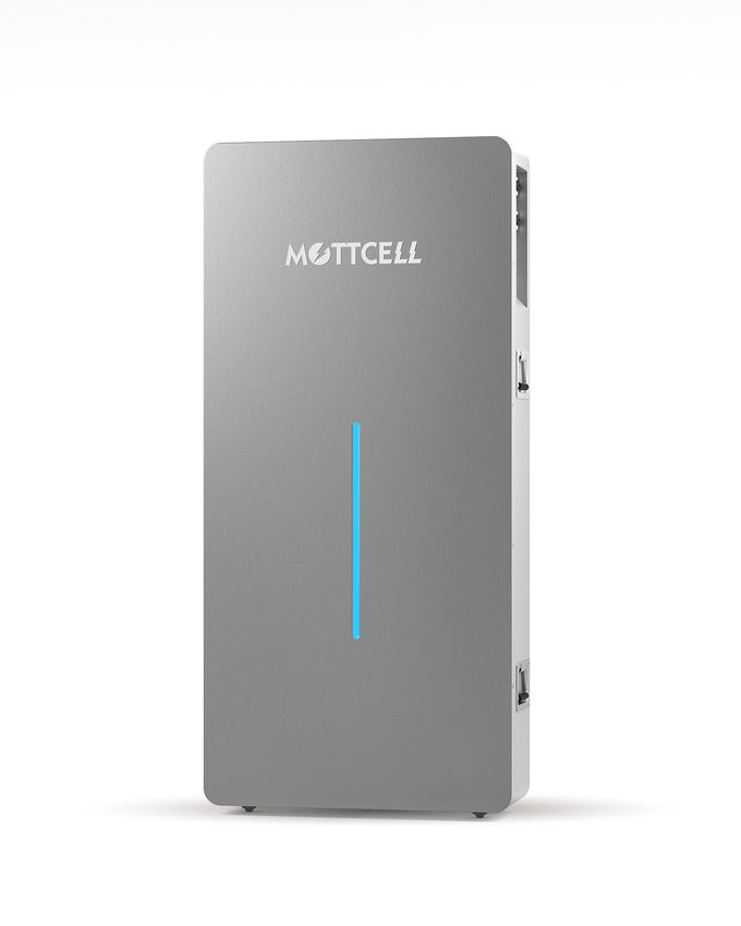 Muur / vloer gemonteerd ESS energieopslagsysteem voor woningen DC 380V / 220V Spanning 0
